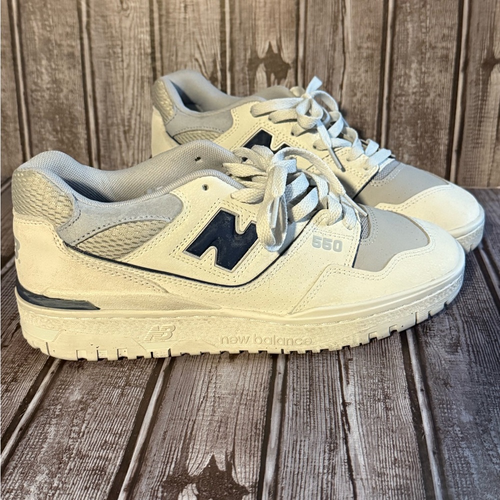 New Balance 550 Sneakers - Cream and Navy Grey Day 2023